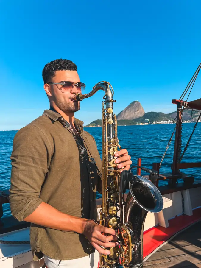 Jhonatan Rodrigues: Barco com vista para o Pão de Açúcar